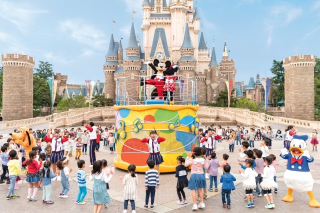 TDLで始まる「ジャンボリミッキー！」☆(C) Disney