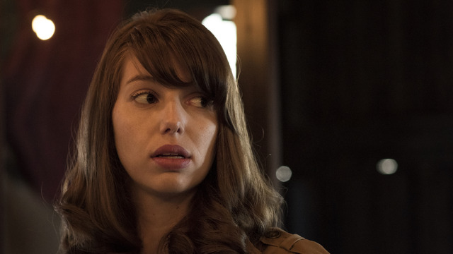 『ホール・イン・ザ・グラウンド』