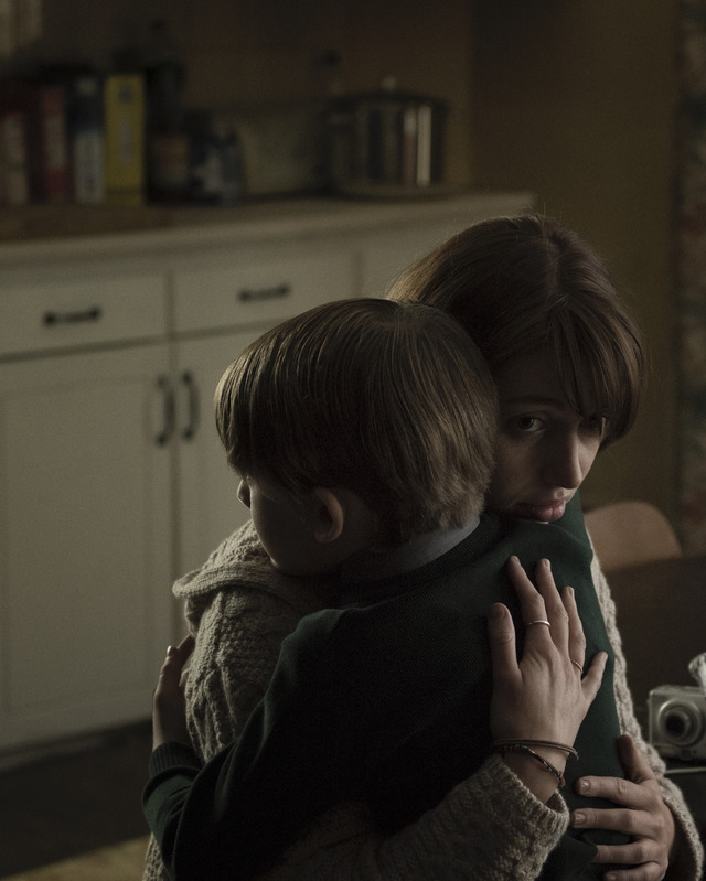 『ホール・イン・ザ・グラウンド』