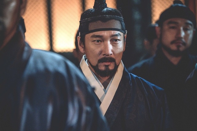 『風水師 王の運命を決めた男』　（C）2018, JUPITER FILM & MEGABOX JOONGANG PLUS M , ALL RIGHTS RESERVED