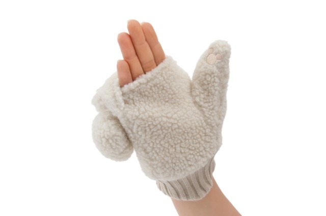 手袋 2,500 円(C) Disney