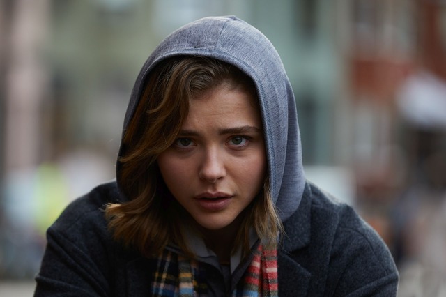 『グレタ GRETA』 (C)Widow Movie, LLC and Showbox 2018. All Rights Reserved.