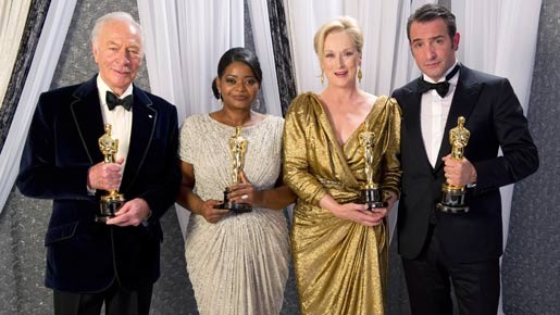 第84回アカデミー賞バックステージ（左から）クリストファー・プラマー、オクタヴィア・スペンサー、メリル・ストリープ、ジャン・デュジャルダン　Todd Wawrychuk / -(C) A.M.P.A.S.