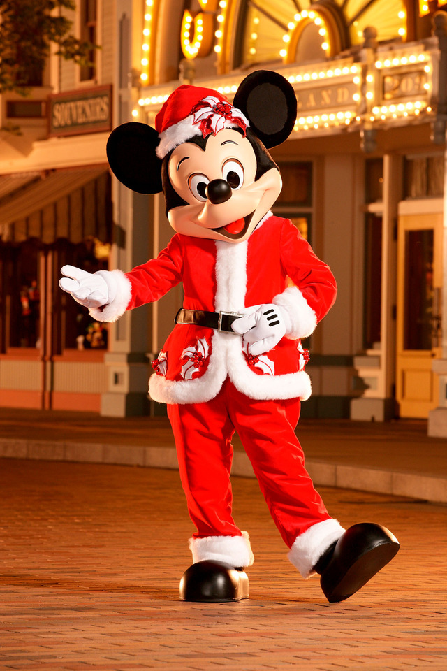 香港ディズニーランドでしか味わえない、「アナ雪」テーマのウィンター・ワンダーランド体験を！