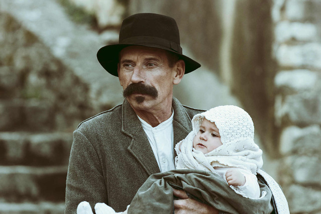 『シュヴァルの理想宮 ある郵便配達員の夢』(C)2017 Fechner Films - Fechner BE - SND - Groupe M6 - FINACCURATE - Auvergne-Rhone-Alpes Cinema