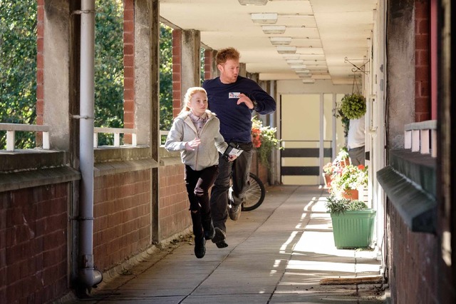 『家族を想うとき』 （C）Sixteen SWMY Limited, Why Not Productions, Les Films du Fleuve, British Broadcasting Corporation, France 2 Cinema and The British Film Institute 2019