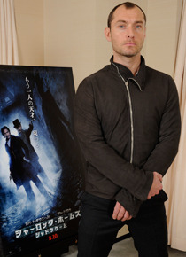 『シャーロック・ホームズ　シャドウ ゲーム』　ジュード・ロウ