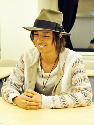 『不良少年 3,000人の総番（アタマ）』斎藤工　photo：Naoki Kurozu