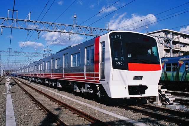 【平成】8000系（旧塗装）