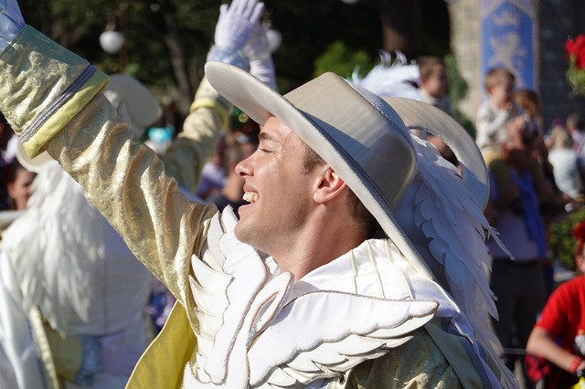 ナルシストなところは相変わらず!? As to Disney artwork, logos and properties： (C) Disney