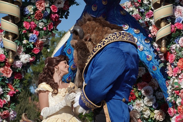 ナルシストなところは相変わらず!? As to Disney artwork, logos and properties： (C) Disney