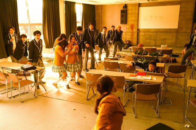 『シグナル100』(C) 2020「シグナル 100」製作委員会