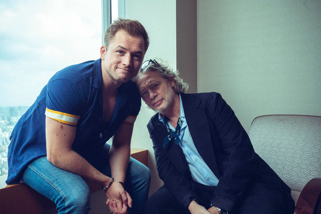 タロン・エジャトン＆デクスターフレッチャー監督／photo：You Ishii