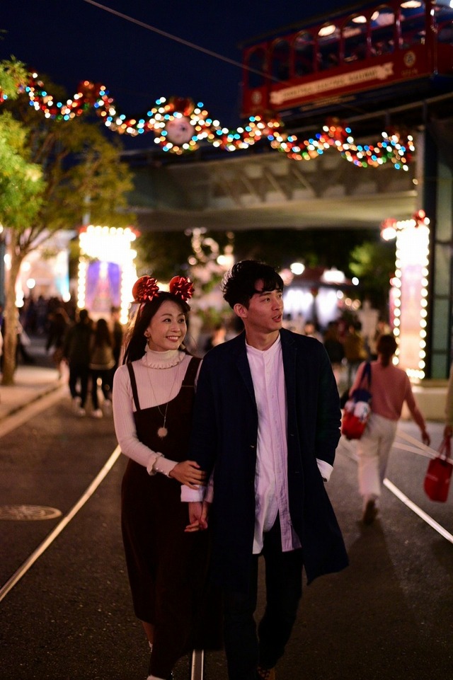 ロマンティック過多！夜景さんぽでXmasのシーを満喫(C) Disney