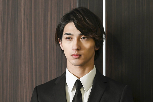 「シロでもクロでもない世界で、パンダは笑う。」