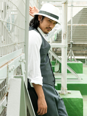 『僕達急行 A列車で行こう』 森田芳光監督×松山ケンイチ　photo：Toru Hiraiwa