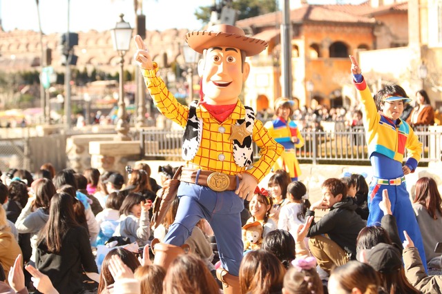 ステージショー「ピクサー・プレイタイム・パルズ」