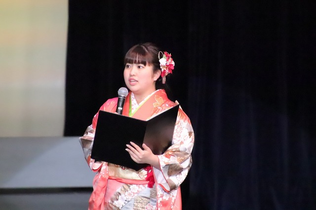 新成人のみなさんおめでとうございます☆令和元年度浦安市成人式(C) Disney