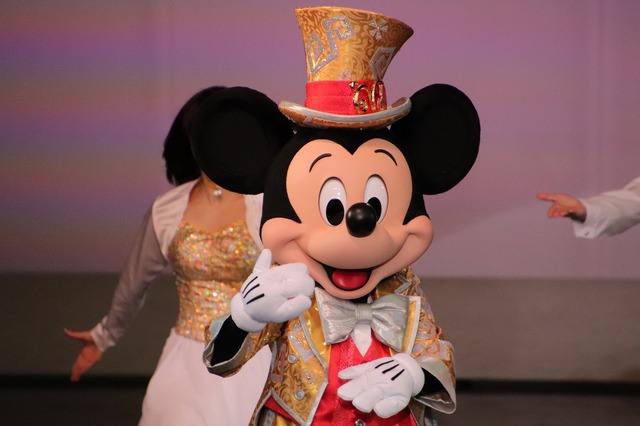 新成人のみなさんおめでとうございます☆令和元年度浦安市成人式(C) Disney