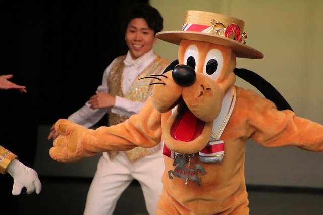 新成人のみなさんおめでとうございます☆令和元年度浦安市成人式(C) Disney