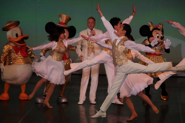 新成人のみなさんおめでとうございます☆令和元年度浦安市成人式(C) Disney