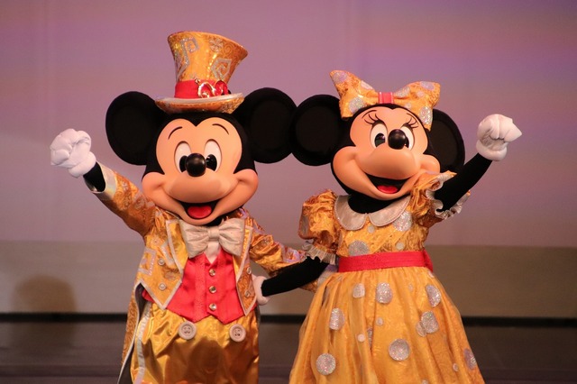 新成人のみなさんおめでとうございます☆令和元年度浦安市成人式(C) Disney