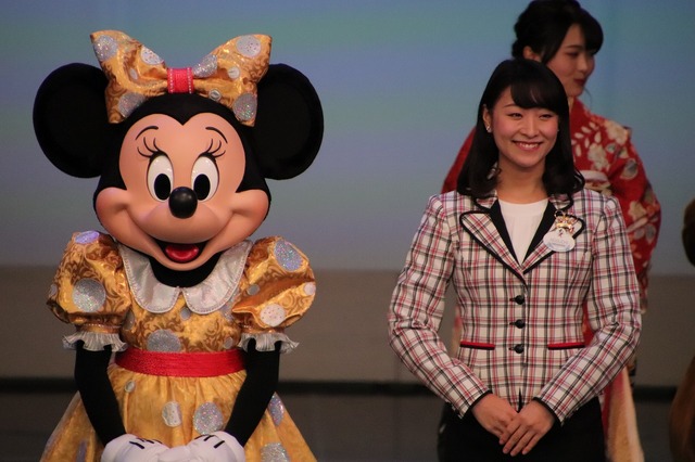 新成人のみなさんおめでとうございます☆令和元年度浦安市成人式(C) Disney