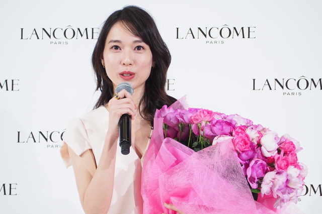 戸田恵梨香「ランコム 新製品およびグローバル アンバサダーお披露目」発表会