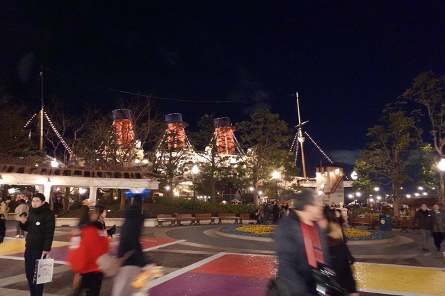 年に一度の「サンクスデー」開催！(C) Disney