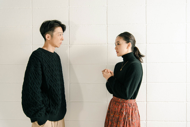 高橋一生&蒼井優『ロマンスドール』/photo:Madoka Shibazaki