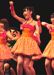 『映画クレヨンしんちゃん　嵐を呼ぶ！オラと宇宙のプリンセス』特別試写会での舞台挨拶に登壇した「渡り廊下走り隊7」