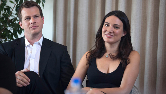 ジョナサン・ノーラン＆リサ・ジョイ／「ウエストワールド」　-(C)2016 Home Box Office, Inc. All rights reserved. HBO（R） and related channels and service marks are the property of Home Box Office, Inc.channels and service marks are the property of Home Box Office, Inc.