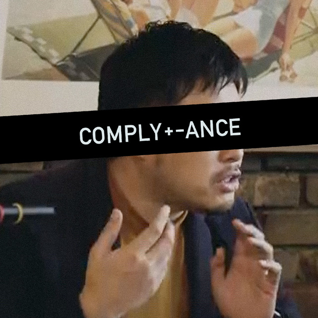 齋藤組『COMPLY+-ANCE コンプライアンス』（C）　 EAST FACTORY INC