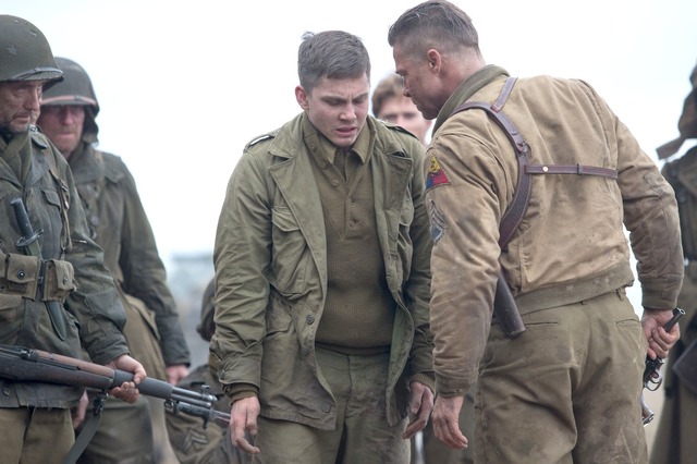 ブラッド・ピット＆ローガン・ラーマン／『フューリー』（C）Norman Licensing, LLC 2014