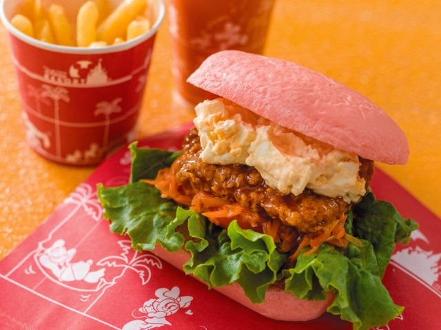 黄色のうさピヨ、クッキー・アンが春の主役！(C) Disney