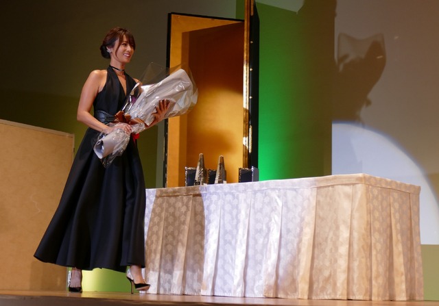 2020年第44回エランドール賞授賞式　深田恭子