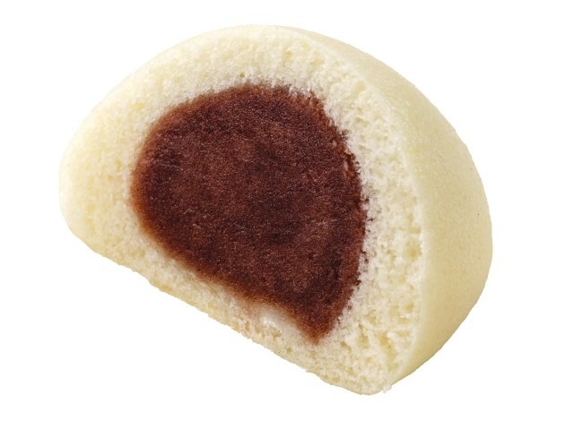 初登場のメニューで新エリア誕生をお祝い！(C) Disney