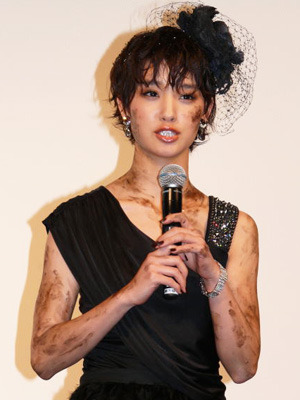 「プリティ・リトル・ライアーズ」剛力彩芽＠DVDリリース記念スペシャル試写会