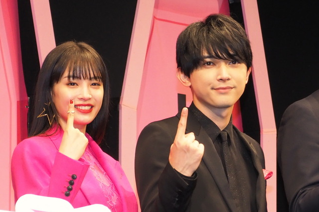 映画『一度死んでみた』完成披露ミサ