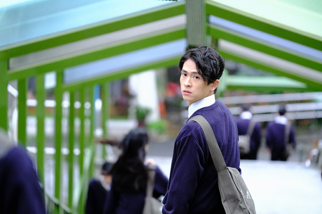 『悲しみより、もっと悲しい物語』