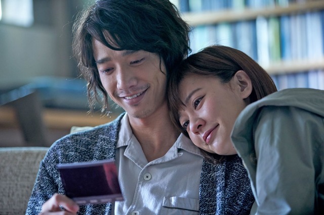 『悲しみより、もっと悲しい物語』