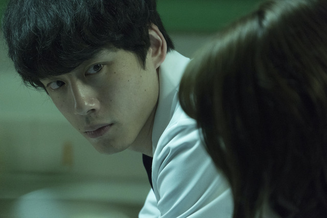 『仮面病棟』（C）2020 映画「仮面病棟」製作委員会