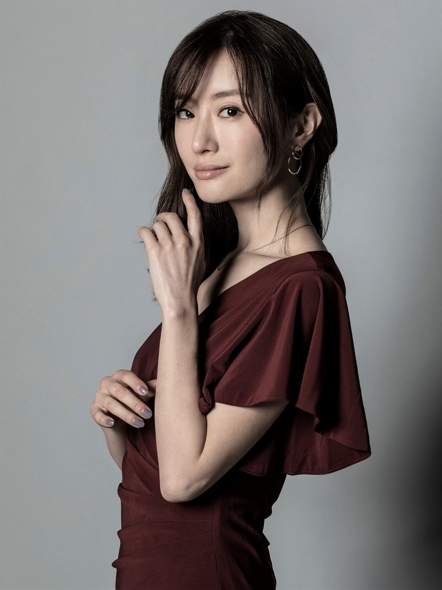 霧島まゆみ（松本まりか）