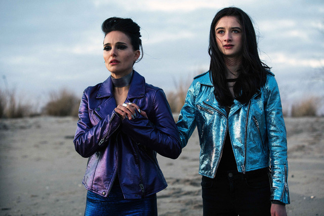 『ポップスター』Motion Picture (C)2018 Vox Lux Film Holdings, LLC. All Rights Reserved