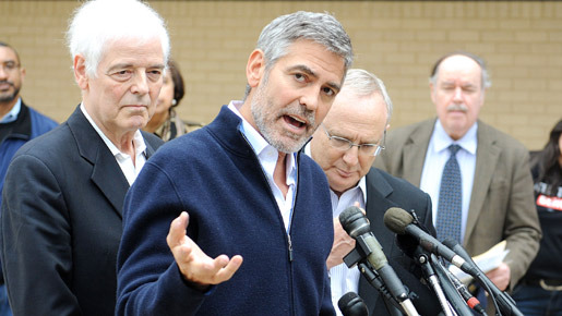 ワシントンD.Cで演説を行ったジョージ・クルーニー -(C) Press Association/AFLO