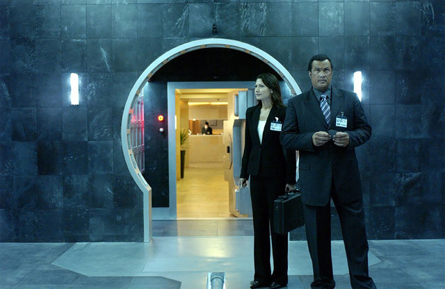 『沈黙の傭兵』 (C) APOLLO