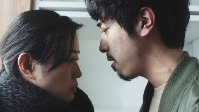 『あなたにふさわしい』　(c) Shunya Takara