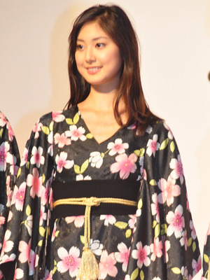 「モデルガールズ」デビューお披露目記者会見