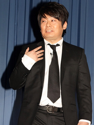 『外事警察 その男に騙されるな』舞台挨拶＠“その男たちに騙されるな”特別試写会