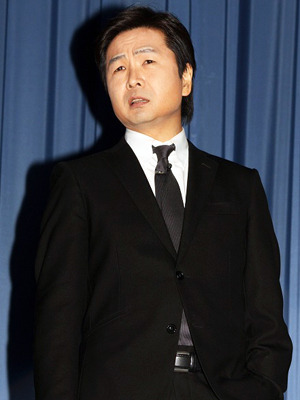 『外事警察 その男に騙されるな』舞台挨拶＠“その男たちに騙されるな”特別試写会